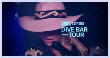 Lady Gaga - Dive Bar Tour  (Los Angeles, CA) 2016 (2016) HDTVRip